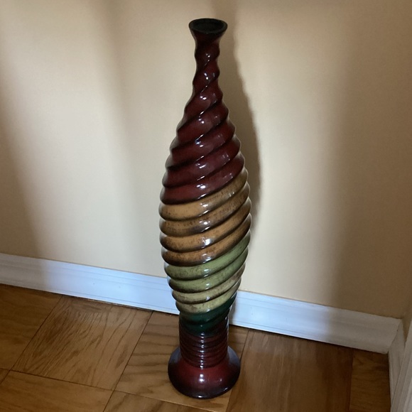 Accents by Jay vase - Picture 4 of 4
